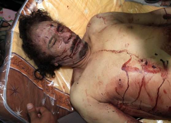 مسلسل أجنبي عُرض قبل 23 سنة توقع مقتل القذافي في 2011