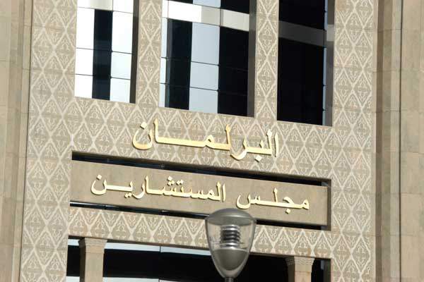 مجلس المستشارين يناقش مشاكل الخطوط الجوية المغربية “لارام”