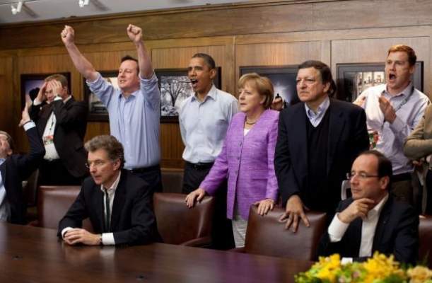 نهائي أبطال أوربا: أوباما يفتح فمه والمستشارة الألمانية تتحسر وكاميرون يعبر عن سعادته بفوز تشيلسي