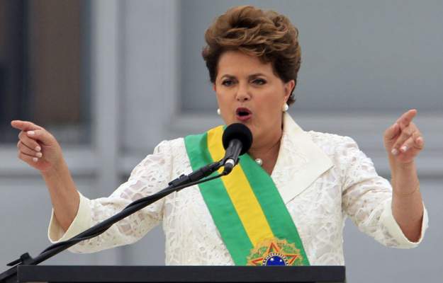 شاب يقتحم قصر رئيسة البرازيل ليطلب الزواج منها !