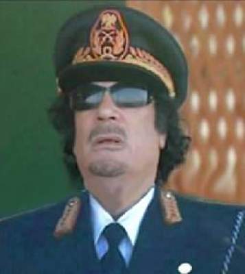 الصنداي تايمز: القذافي عادة يغتصب ويضرب ويذل الفتيات المراهقات
