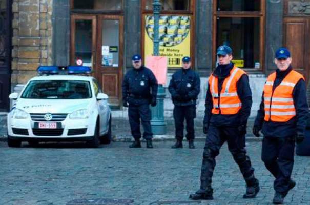 القبض على شرطي مغربي ببلجيكا بتهمة تهريب المخدرات