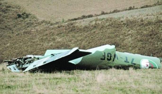مقتل طيارين في اصطدام طائرتين حربيتين جزائريتين بالقرب من الحدود المغربية
