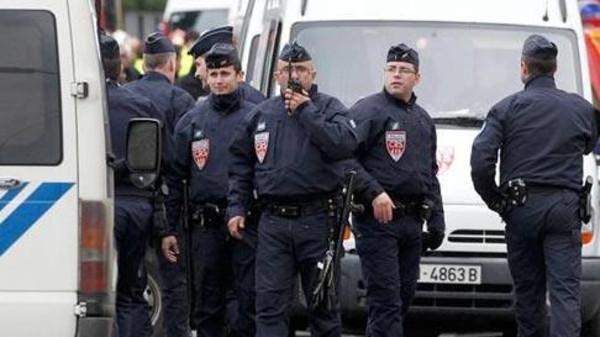فرنسا: مقتل كاهن ومسلحين في عملية احتجاز رهائن في كنيسة بمدينة روان