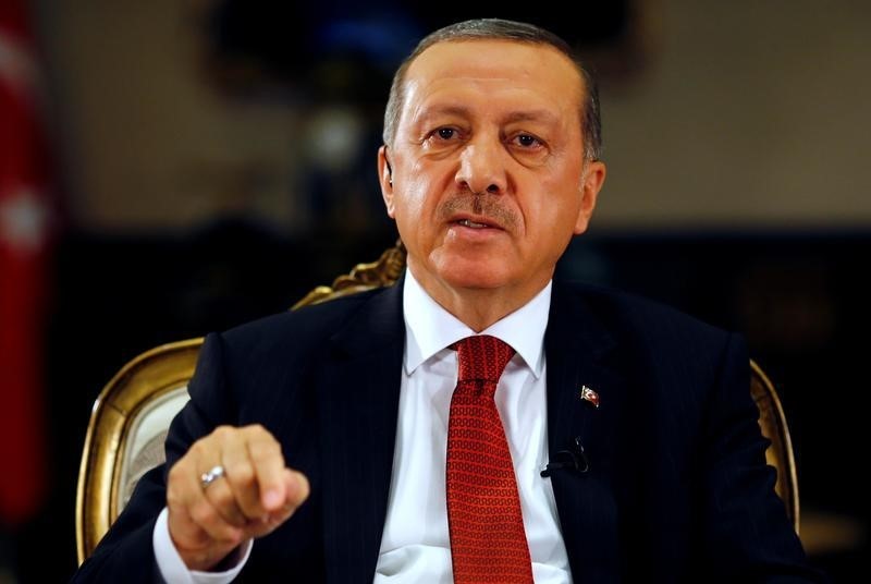 إردوغان يقول إنه سيخفض عدد قوات الدرك بعد الانقلاب الفاشل