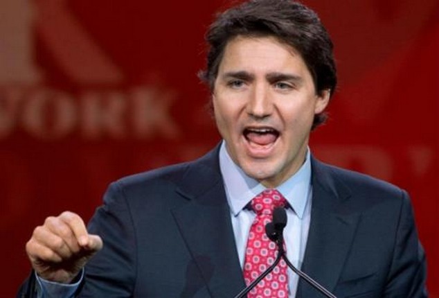رئيس الوزراء الكندي يدافع عن الحريات الدينية و لباس “البوركيني”