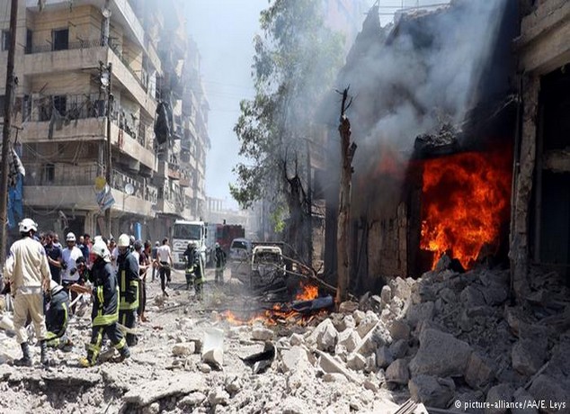 قصف مستشفى في حلب وسط تحذيرات من حصول مجازر فيها