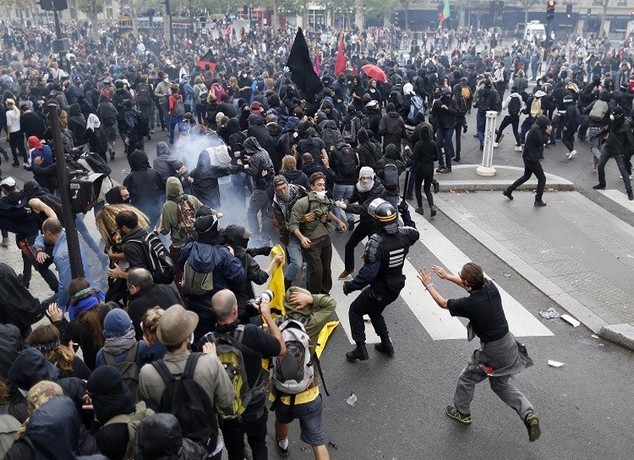 أعمال عنف خلال احتجاجات على قانون العمل الجديد بفرنسا