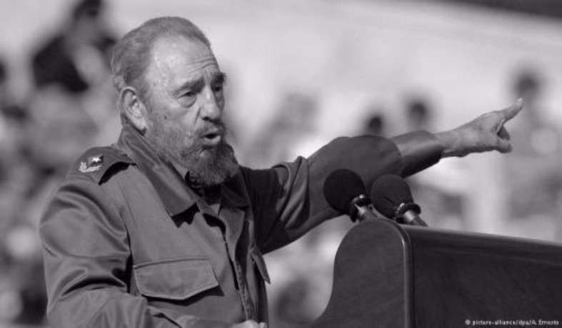 وفاة كاسترو.. غياب آخر عمالقة الحقبة الشيوعية