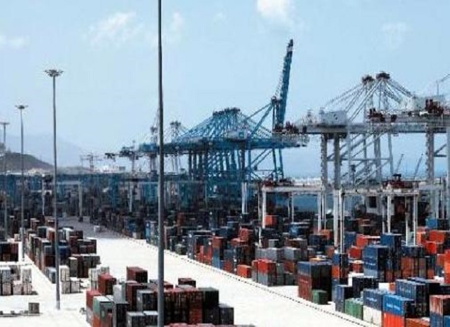 ميناء طنجة المتوسط: أكبر ميناء للحاويات بإفريقيا في مرحلة التشغيل الكامل