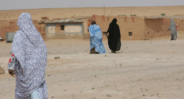 مشاركون في لقاء بباريس يدينون الخروقات السافرة لحقوق الإنسان بمخيمات تندوف