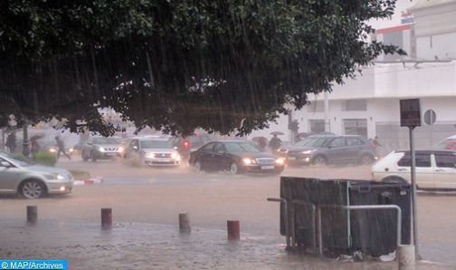 زخات رعدية محليا قوية اليوم الجمعة بعدد من مناطق المملكة