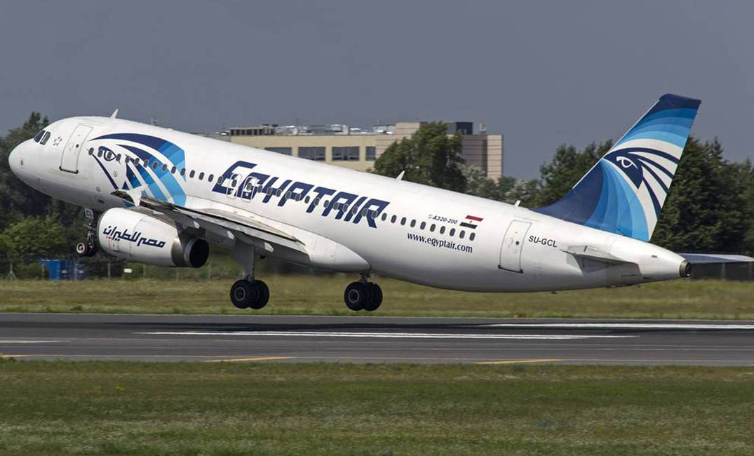 شركة مصر للطيران تنظم رحلة لإجلاء العالقين المصريين بالمغرب