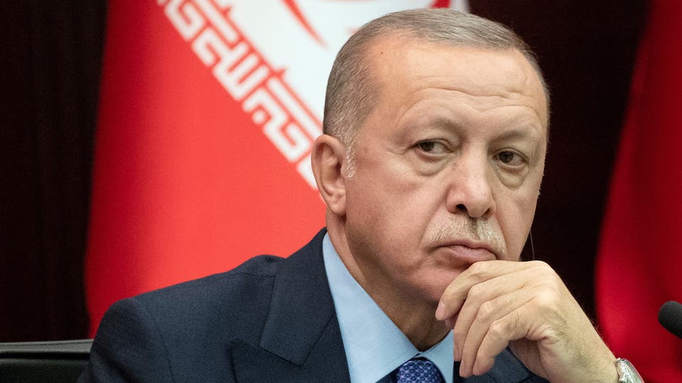 أردوغان: تركيا مريضة اقتصاديا