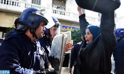 حقوق الإنسان بالجزائر: النظام في قفص الاتهام