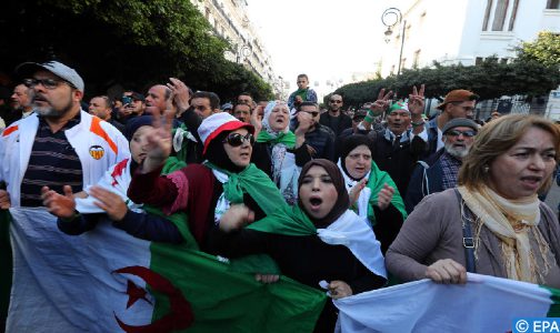 خبير سياسي: القمع جزء من التركيبة الجينية للنظام الجزائري القائم وشدته تختلف حسب ميزان القوى الموضوع من طرف الحراك