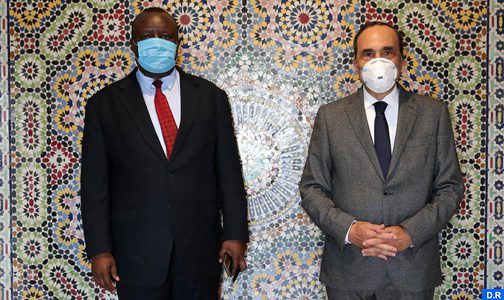 رئيس برلمان عموم برلمان إفريقيا بالنيابة يشيد بريادة الملك محمد السادس في التصدي لجائحة كورونا