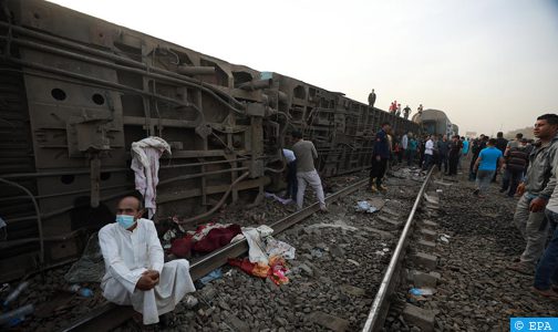 حصيلة جديدة من مصر: 11 قتيلا و 98 جريحا في حادث خروج قطار عن القضبان