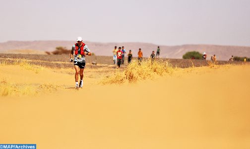 ماراطون الرمال: وفاة مشارك فرنسي إثر تعرضه لنوبة قلبية