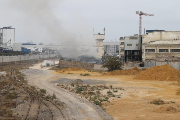 الدار البيضاء: حريق مهول في مصنع لإنتاج زيت المائدة
