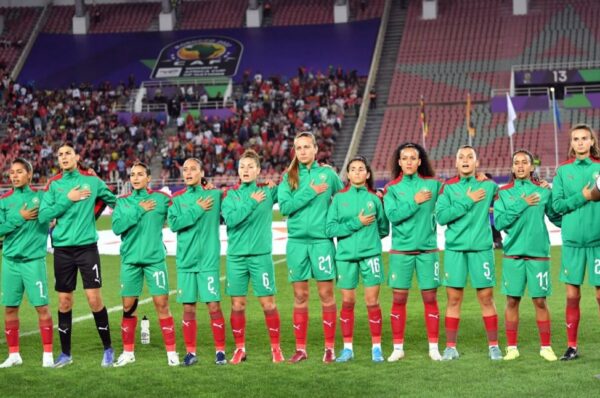 بالفيديو.. شاهد تفاعل الجمهور مع النشيد الوطني خلال مباراة المغرب وأوغندا