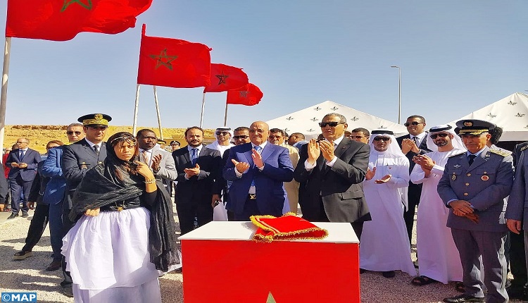 العيون: تدشين ووضع الحجر الأساس لانجاز مجموعة من المشاريع التنموية بمناسبة تخليد ذكرى المسيرة الخضراء