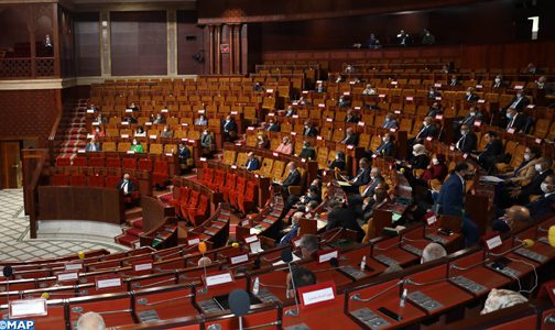 مجلس النواب: لجنة المالية والتنمية الاقتصادية تصادق بالأغلبية على مشروع قانون المالية لسنة 2023