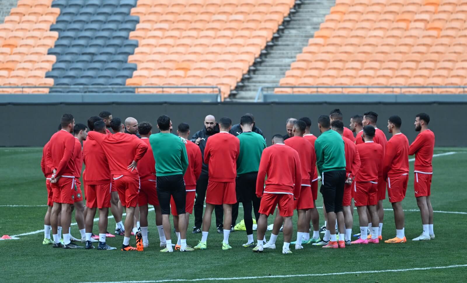المنتخب المغربي يُجري آخر حصة تدريبية قبل مواجهة جنوب إفريقيا