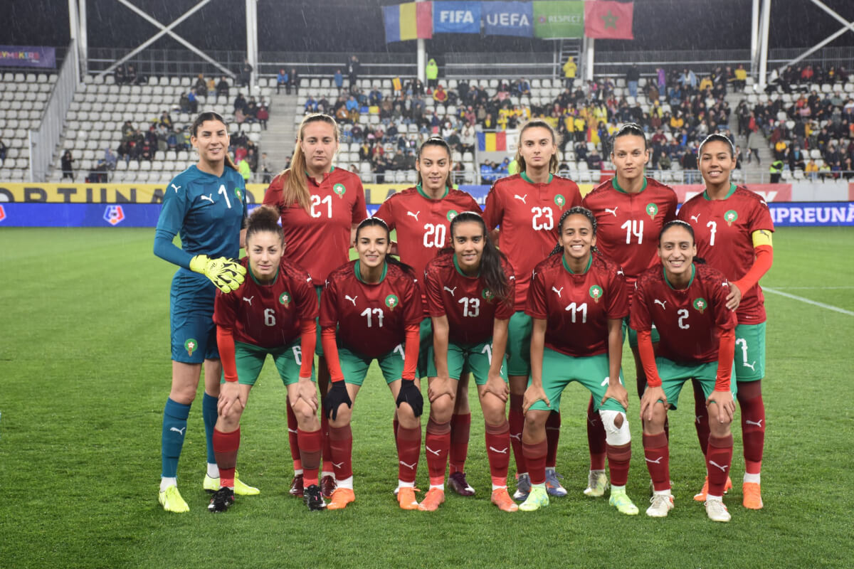 ندوة صحفية لمدرب المنتخب الوطني لكرة القدم النسوية
