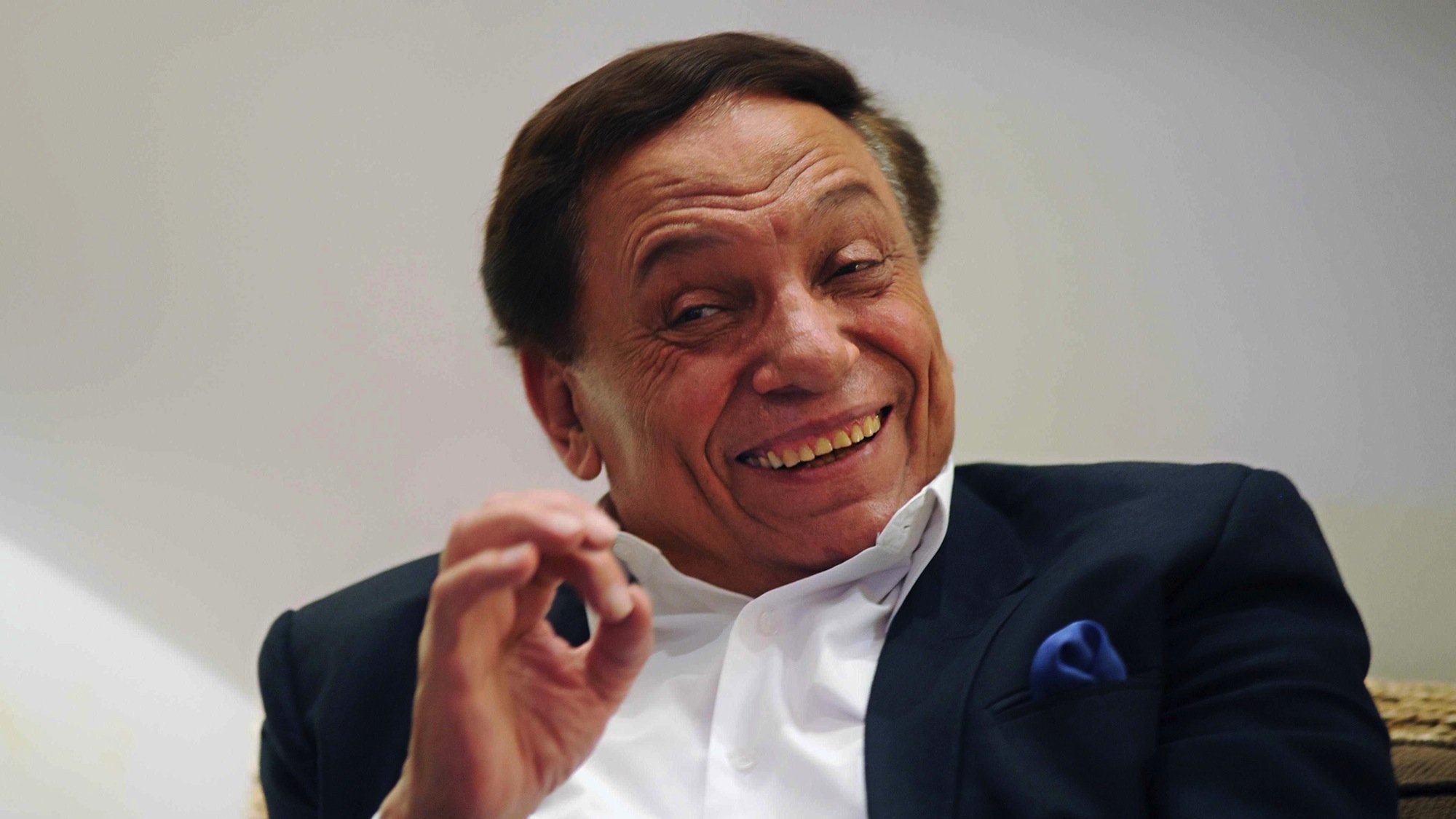 عادل إمام يرفع دعوى ضد وزير  المالية المصري