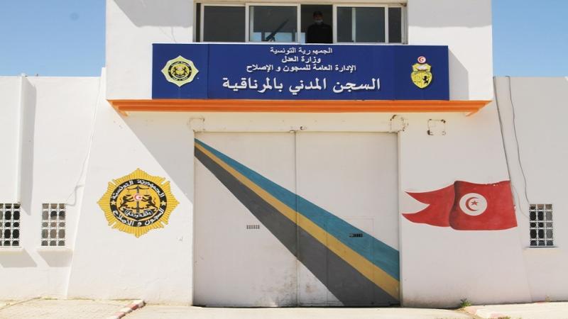 تونس.. فرار 5 إرهابيين من سجن يعد الأكثر تحصينا في البلاد