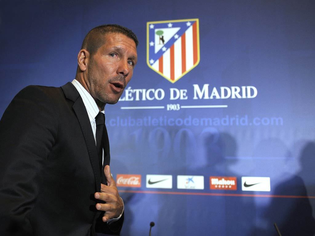 أتلتيكو مدريد يمدد عقد سيميوني حتى 2027