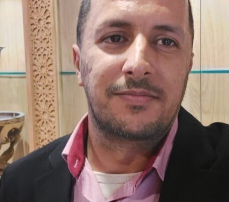 الجزائر تعتقل ‘الدحميس’ وتعلن الحرب على قميص: حماقات جار يدفعنا للتطبيع
