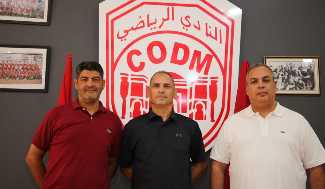 النادي المكناسي لكرة القدم يتعاقد مع المدرب التونسي عبد الحي بن سلطان