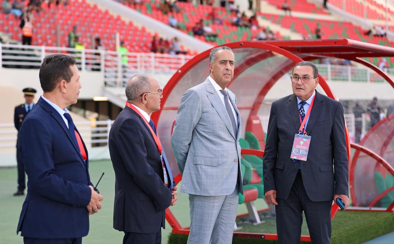 بالصور: حموشي يطلع على الترتيبات الأمنية المعتمدة لتأمين مباراة نهائي كأس العرش بالمركب الرياضي بفاس