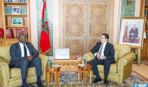 المملكة المتحدة تدعم الحكم الذاتي للصحراء المغربية وتعتبره بمثابة الأساس الأكثر مصداقية وقابلية للتطبيق وبراغماتية لتسوية النزاع