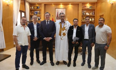 وفد فرنسي يطلع على مشاريع مهيكلة بجهة الداخلة وادي الذهب