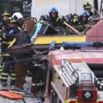 لشبونة: مصرع 15 شخصا وإصابة 20 آخرين إثر خروج عربة قطار سياحي عن مسارها