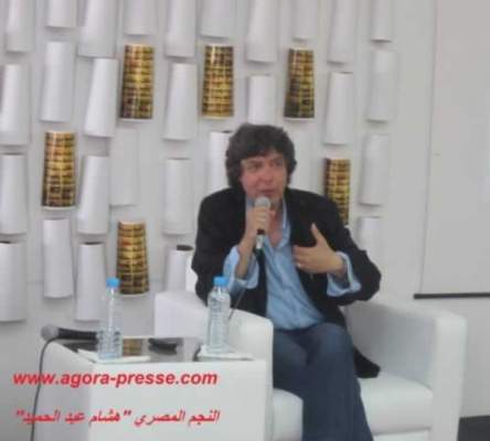 النجم المصري هشام عبد الحميد في حوار صريح مع “أكورا بريس