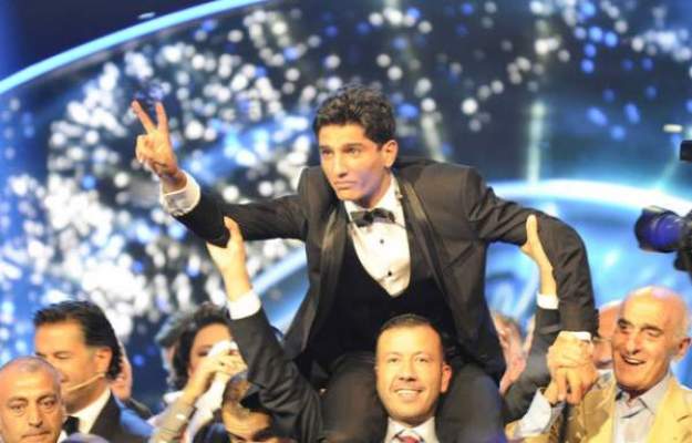 محمد عساف يقدم أول دفعة من ضريبة النجومية: مقتل نجم آراب آيدل بعد وصوله غزة !!