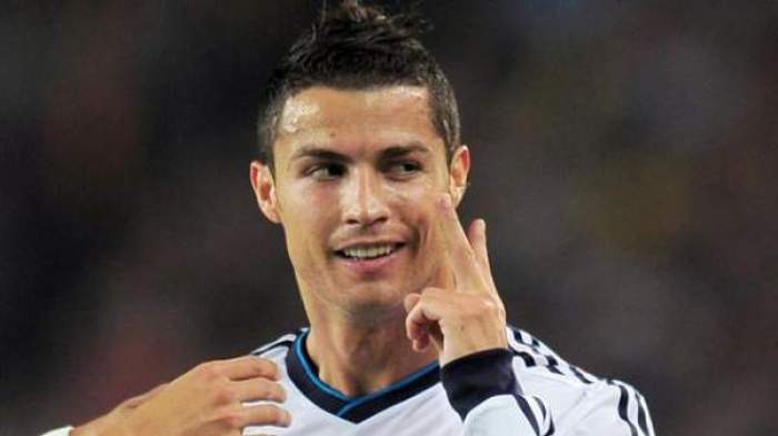 رونالدو يرفض عرضا خياليا ويفضل ريال مدريد!