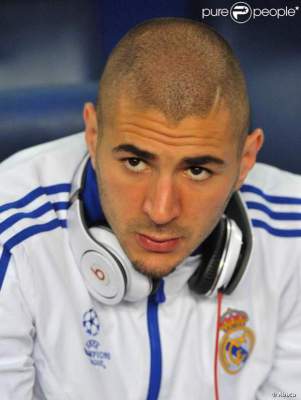ريال مدريد لن يتخلى عن بنزيمة خلال الشتاء