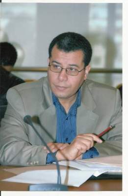 الناقد السينمائي مصطفى الطالب يهاجم مهرجان مراكش بسبب مشاهد بورنوغرافية وأمور أخرى