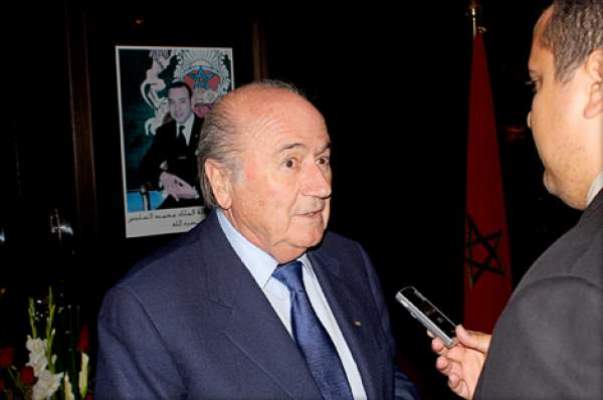 بلاتر يشكر الملك  محمد السادس ويهنئ المغرب على نجاحه في تنظيم مونديال الأندية