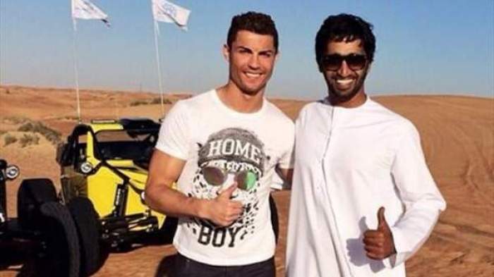 بالصورة كرستيانو رونالدو يقضي عطلة أعياد الميلاد في صحراء دبي