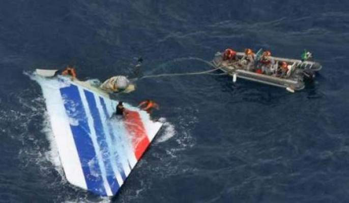 تحطم طائرة “اير فرانس” في 2009 كان نتيجة “خطأ بشري”