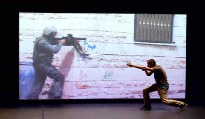 عرض اسرائيلي راقص في فرنسا يجسد معاناة فلسطين