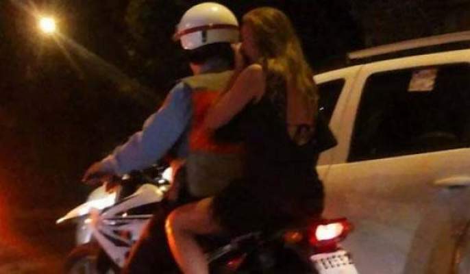 هذه قصة شرطي بمراكش تحول إلى أشهر شخصية على الفايسبوك