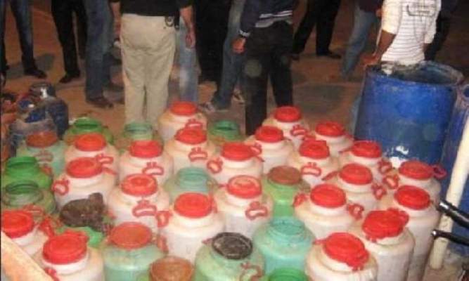 شرطة مديونة تلقي القبض على صاحب سيارة محملة بــ 300 لتر من الماحية