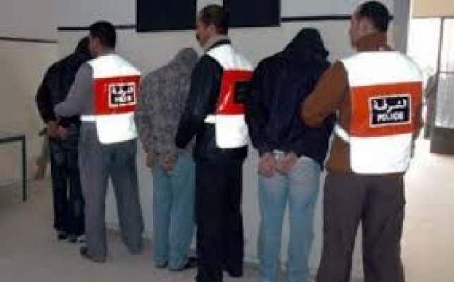 أمن الفقيه بن صالح يفكك عصابة تتاجر في مواد مهربة من الجزائر وفسرقة الدراجات النارية